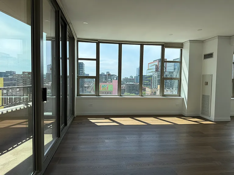 200 N Jefferson St #1101 — Photo 3