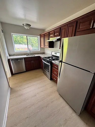 10650 Weymouth St #204 Photo 1