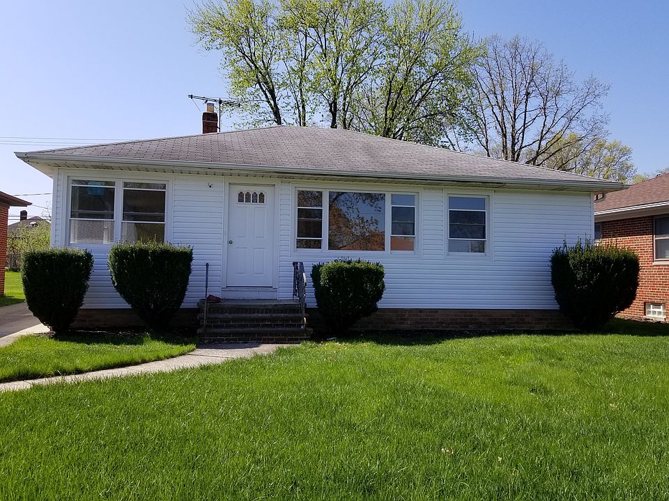 1st image of 2325 Lincoln Ave