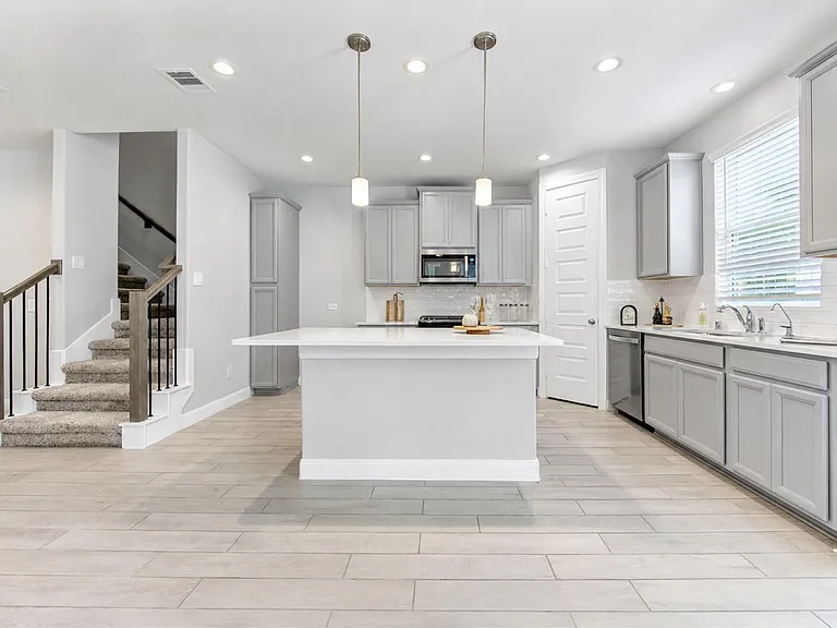 9822 Heritage Run Ln — Photo 11