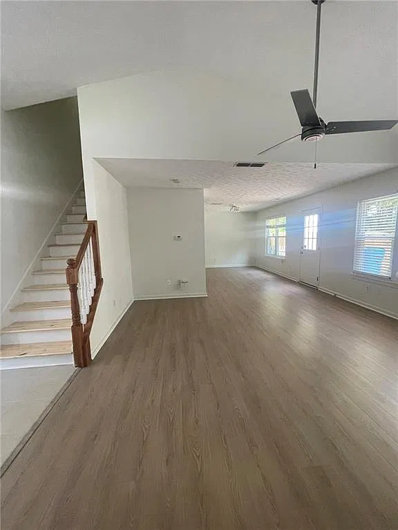 3 bed, 2.5 bath, 1488 sqft, $2,195 — Photo 4
