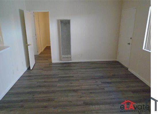 2nd image of 6415 Rosemead Blvd