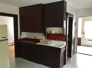 66 Sullivan St, Claremont, NH 03743