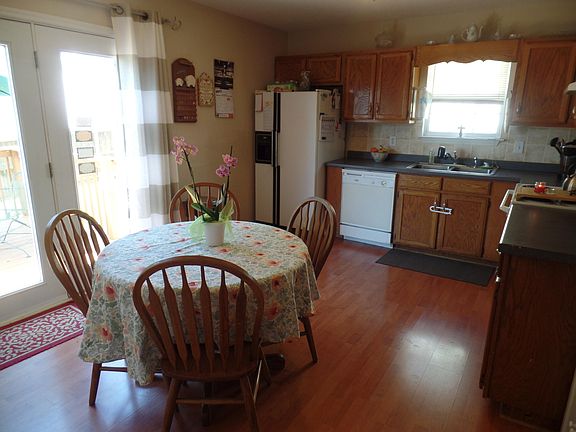 5th image of 3146 Holly Brook Cir SE