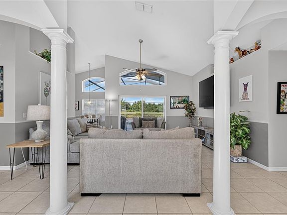 5th image of 213 SPANISH MOSS ROAD
