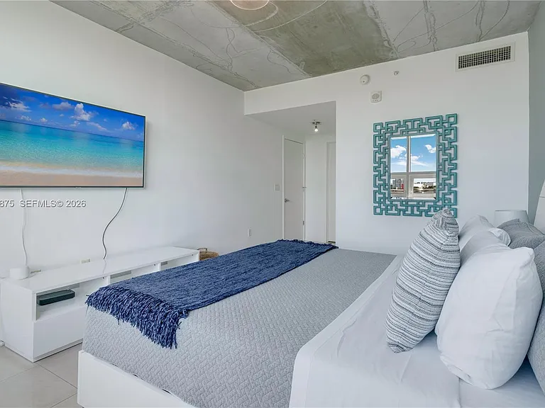 3250 NE 1st Ave #713 — Photo 17