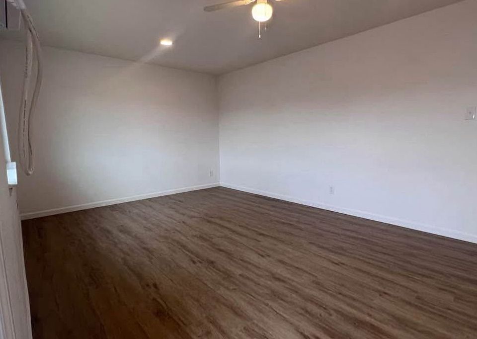 1st image of 456 B St #13