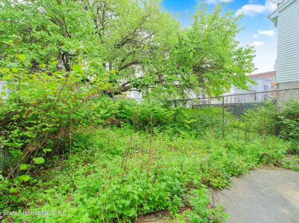 231 Macdougal Street image 40 of 41