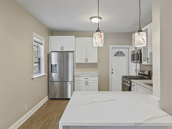 5th image of 7727 S Evans Ave