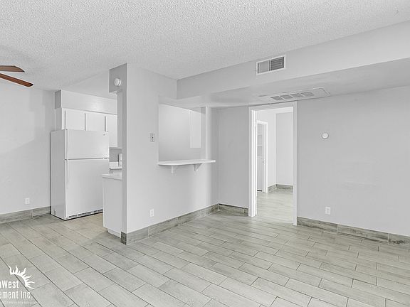 5th image of 837 E Montecito Ave #1bc8a83d4