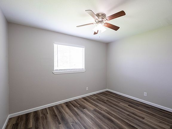 4105-Legendre-Bedroom_06092023