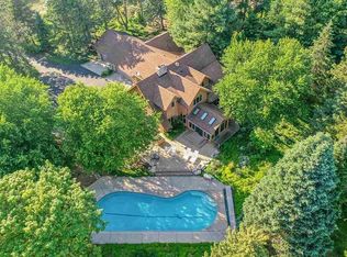 3 Wagon Wheel Dr, Appleton, WI 54913