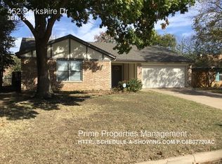 452 Berkshire Dr, Burleson, TX 76028
