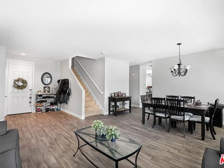 3056 Janine Ave — Photo 6