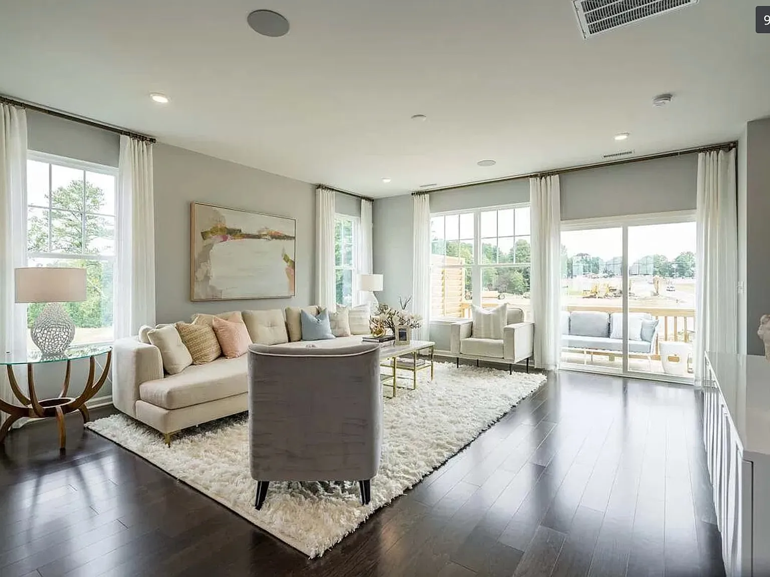 4 bed, 3.5 bath, 2227 sqft, $2,395 — Photo 3