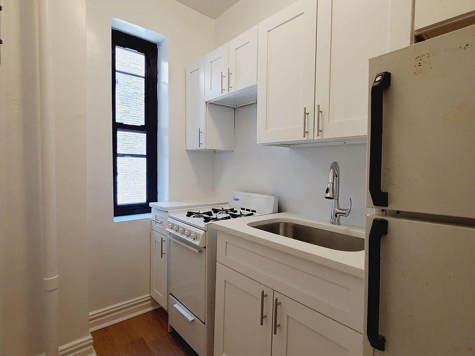 1st image of 101 Cooper St APT 5L