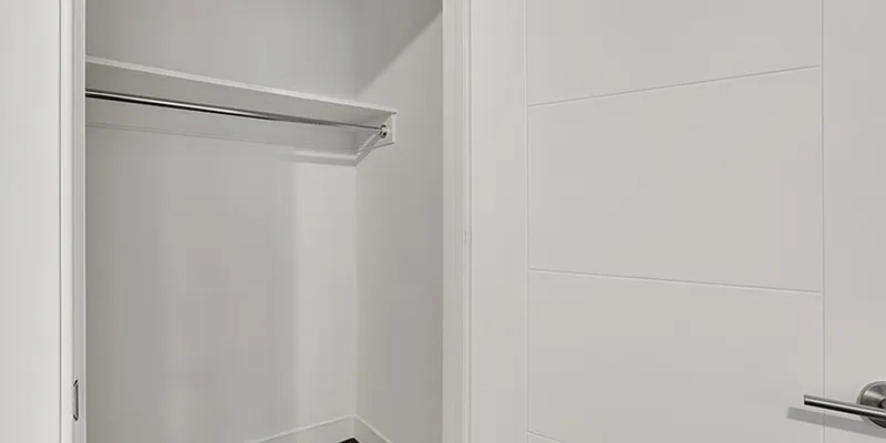 Rented by REZI | media 157