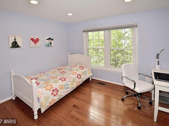 2nd image of 12008 Lisa Marie Ct