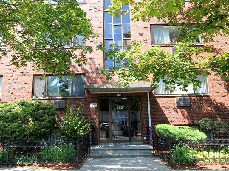 120 Dustin St #3 — Photo 9