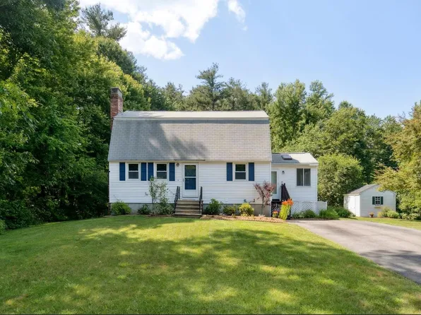 11 Christina Road, Merrimack, NH 03054