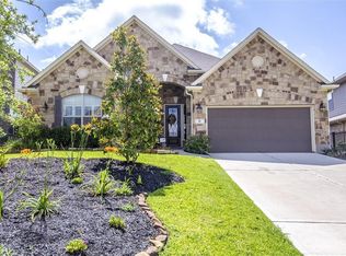 18 Woodmoor Pl, Magnolia, TX 77354