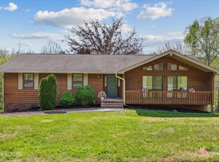 1618 Mimosa Dr, Louisville, TN 37777