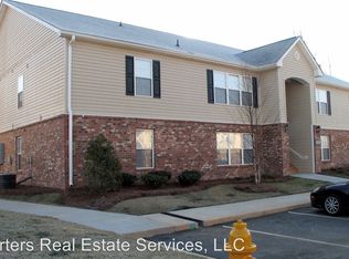 1880 Crest Hollow Dr APT 201, Winston Salem, NC 27127