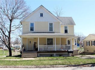 918 Chatterton St, Grinnell, IA 50112