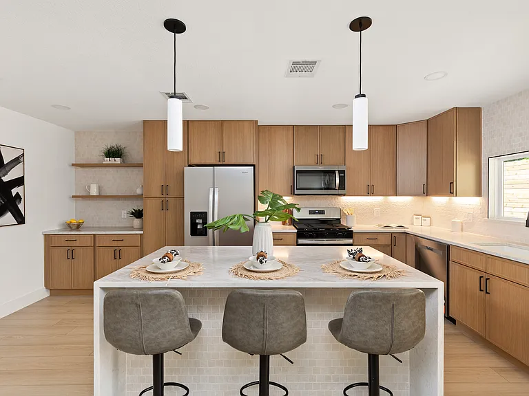 8708 Cretys Cv — Photo 14