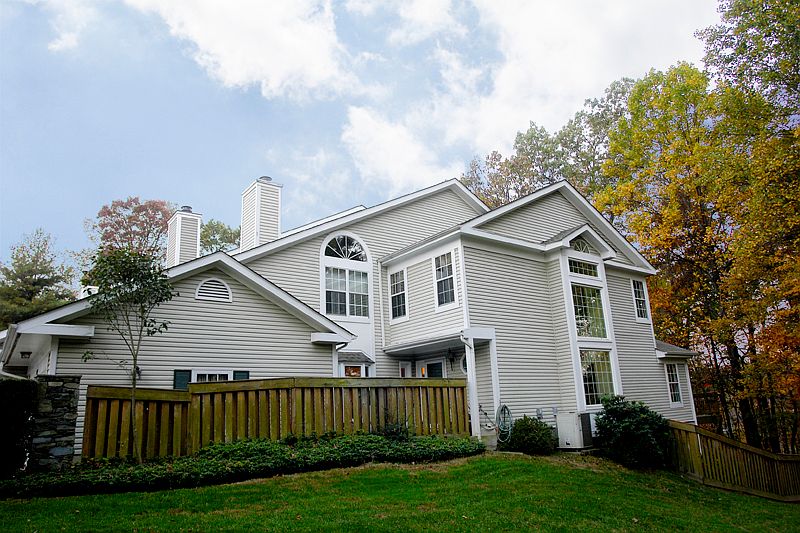 End-unit townhouse