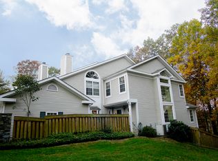 20424 Remsbury Pl, Gaithersburg, MD 20886
