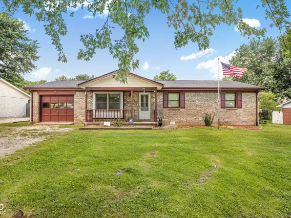 618 Meadows Dr, Mooresville, IN 46158
