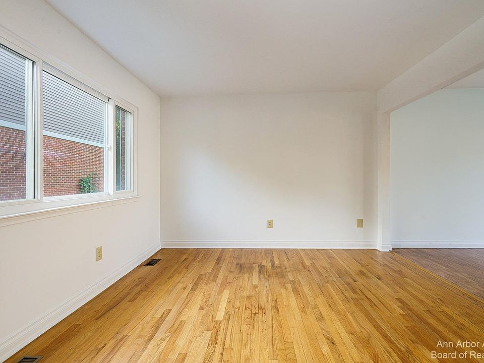 3148 Wolverine Dr, Ann Arbor, MI 48108 Zillow