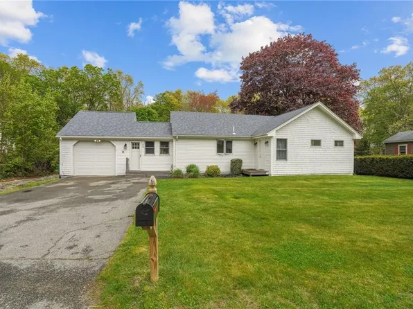 64 Campion Ave, Tiverton, RI 02878