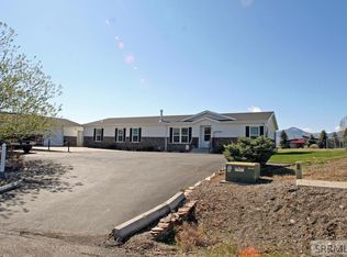 230 Redbird Ln, Challis, ID 83226