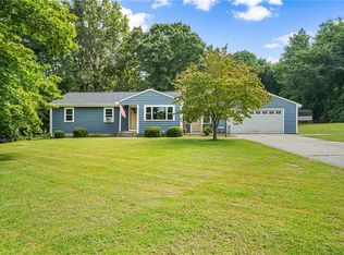 199 Sayles Hill Rd, North Smithfield, RI 02896