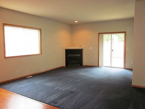 2nd image of 6609 29th Pl NE