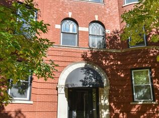 708 W Cornelia Ave #3W, Chicago, IL 60657