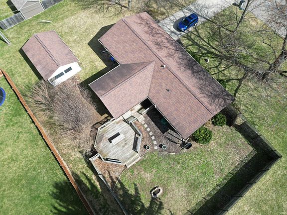 3rd image of 2904 Sharon St