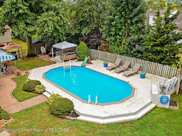14 South Road, Monmouth Beach, NJ 07750