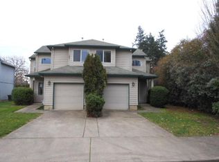 272 SE 29th Ave #2, Hillsboro, OR 97123