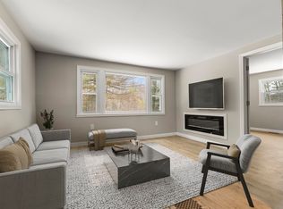 231 Colby Crossing Rd, Henniker, NH 03242