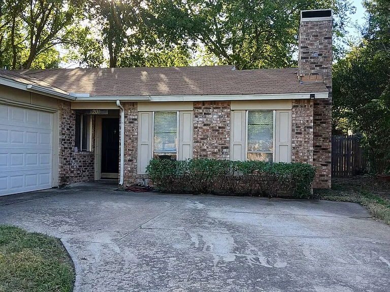 3201 Willow Bnd — Photo 2