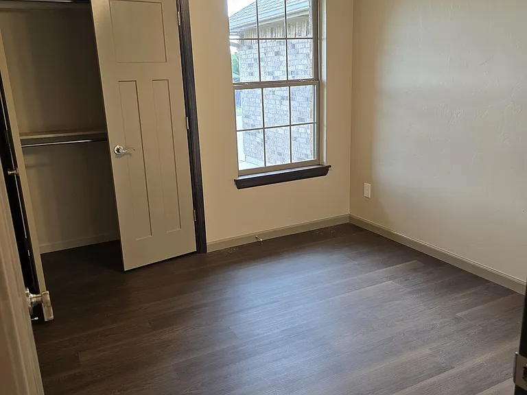 512 S Castle Ridge Ln — Photo 12