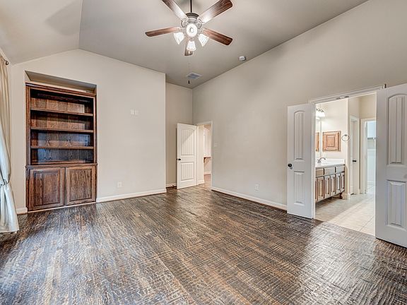 4th image of 2112 Serene Ct