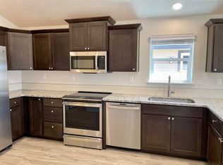 925 NW Upas Ave, Redmond, OR 97756