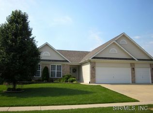 637 Longfellow Dr, O Fallon, IL 62269