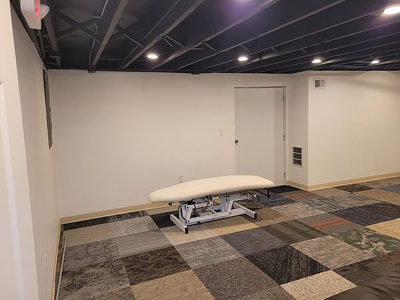 2nd image of 1809 Plainfield Ave NE #2