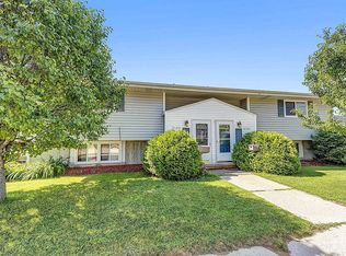 2729 10th St, Two Rivers, WI 54241