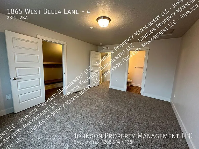 1865 W Bella Ln #4 — Photo 9